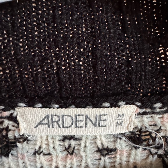 Cardigan 💗 - Picture 5 of 5